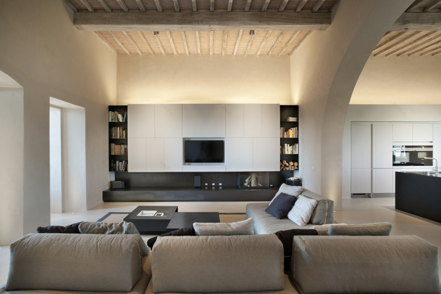 别墅 Ristrutturazione di Villa colonica del'400-1