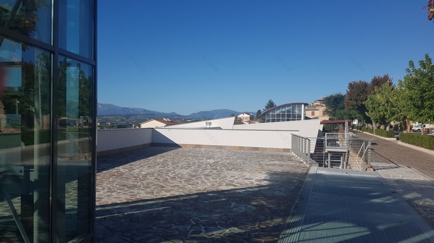 功能教学大楼重建 · 洛尔皮切诺-33