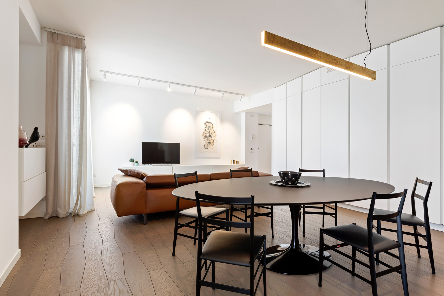 意大利维罗纳中心广场景观别墅设计-1