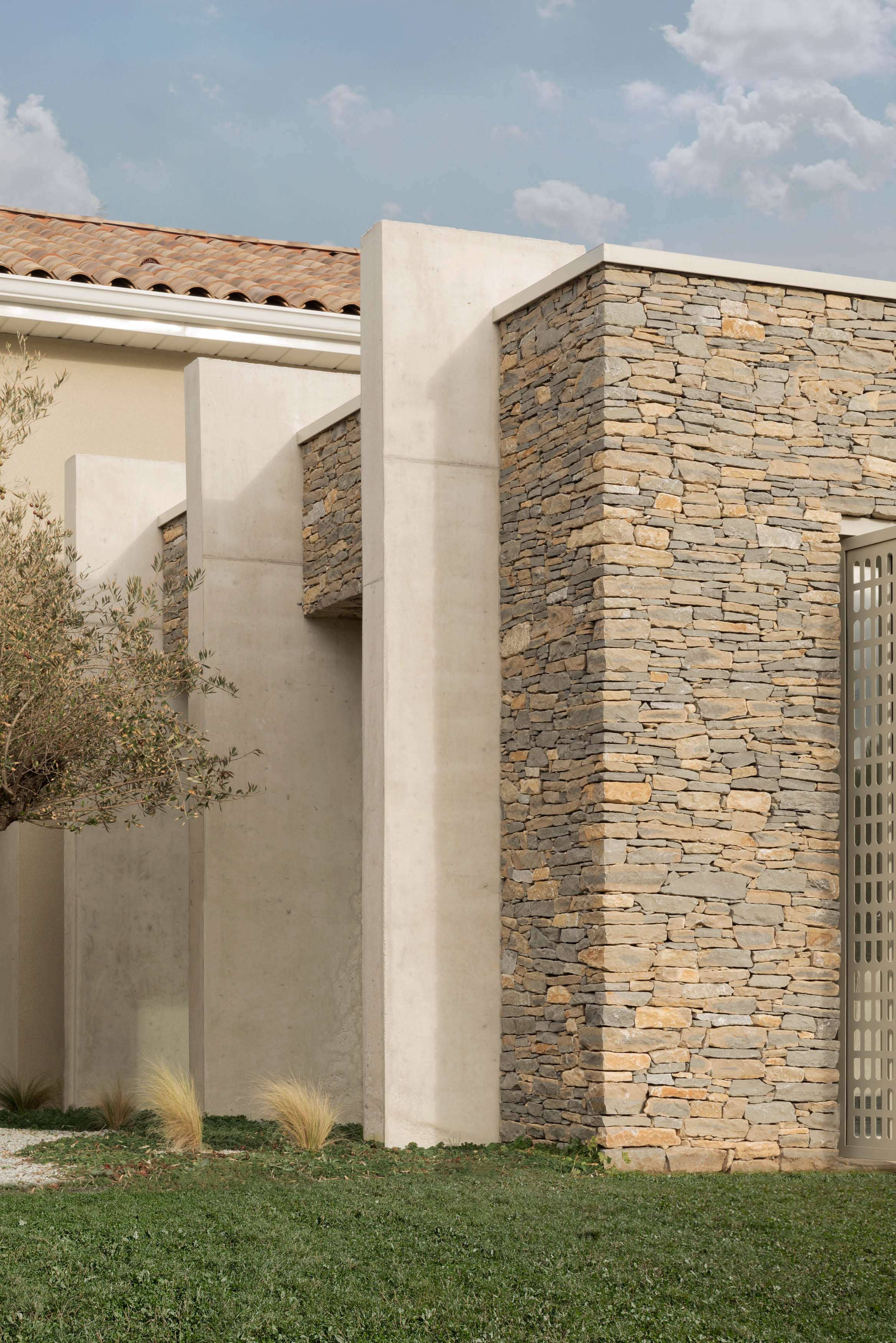 乡村别墅的现代新生 | BON 之家与两翼扩建-10