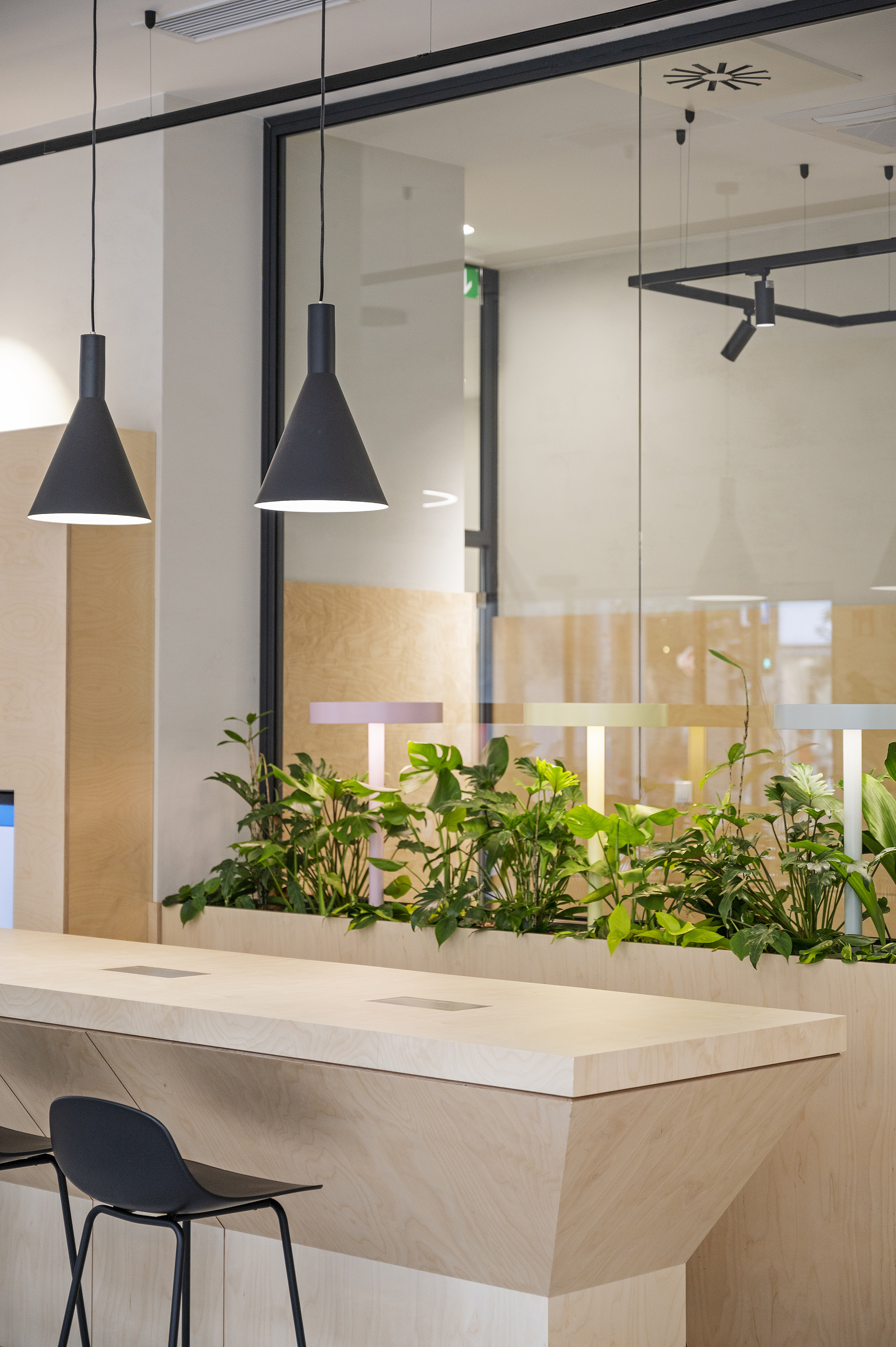 Telenor Budapest 旗舰店 | 温馨社区办公空间-15