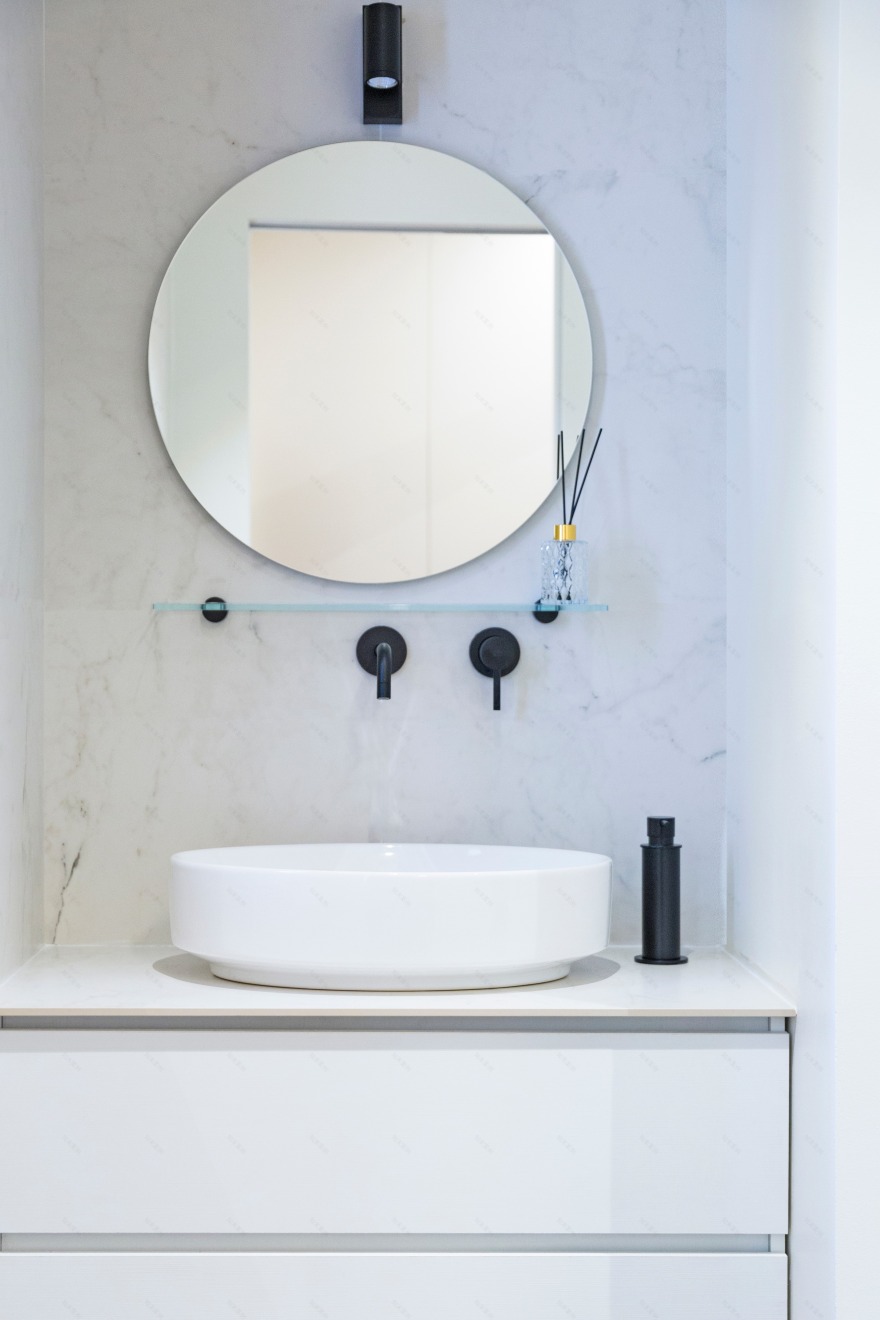 40 平米公寓的现代 60 年代风格变身-6