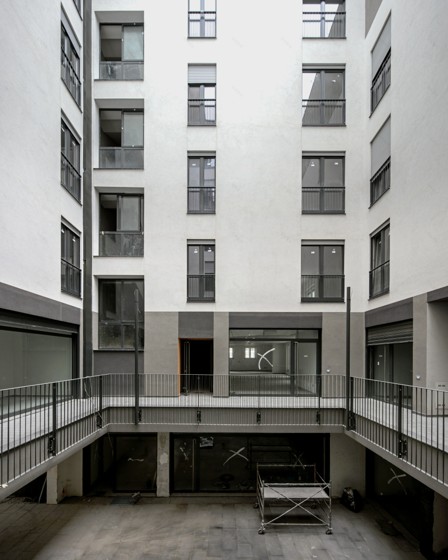 废弃工厂变身为城市公共空间-6