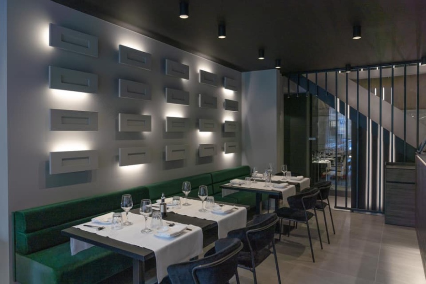 意式优雅融合日式料理,YAMA SUSHI RESTAURANT 打造精致餐饮空间-26