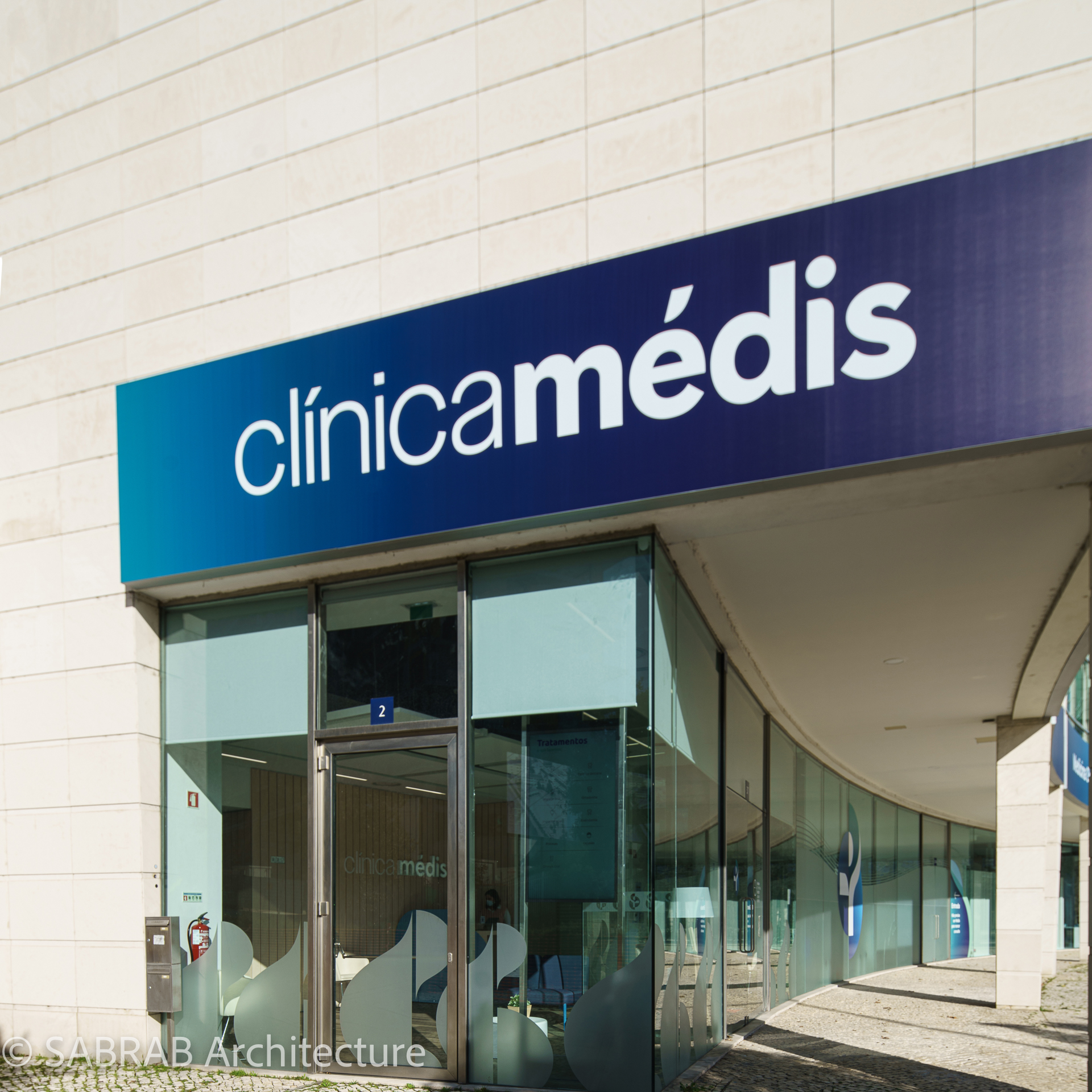 Lisbon Clinica Medis Dentária 牙科诊所丨葡萄牙里斯本-17