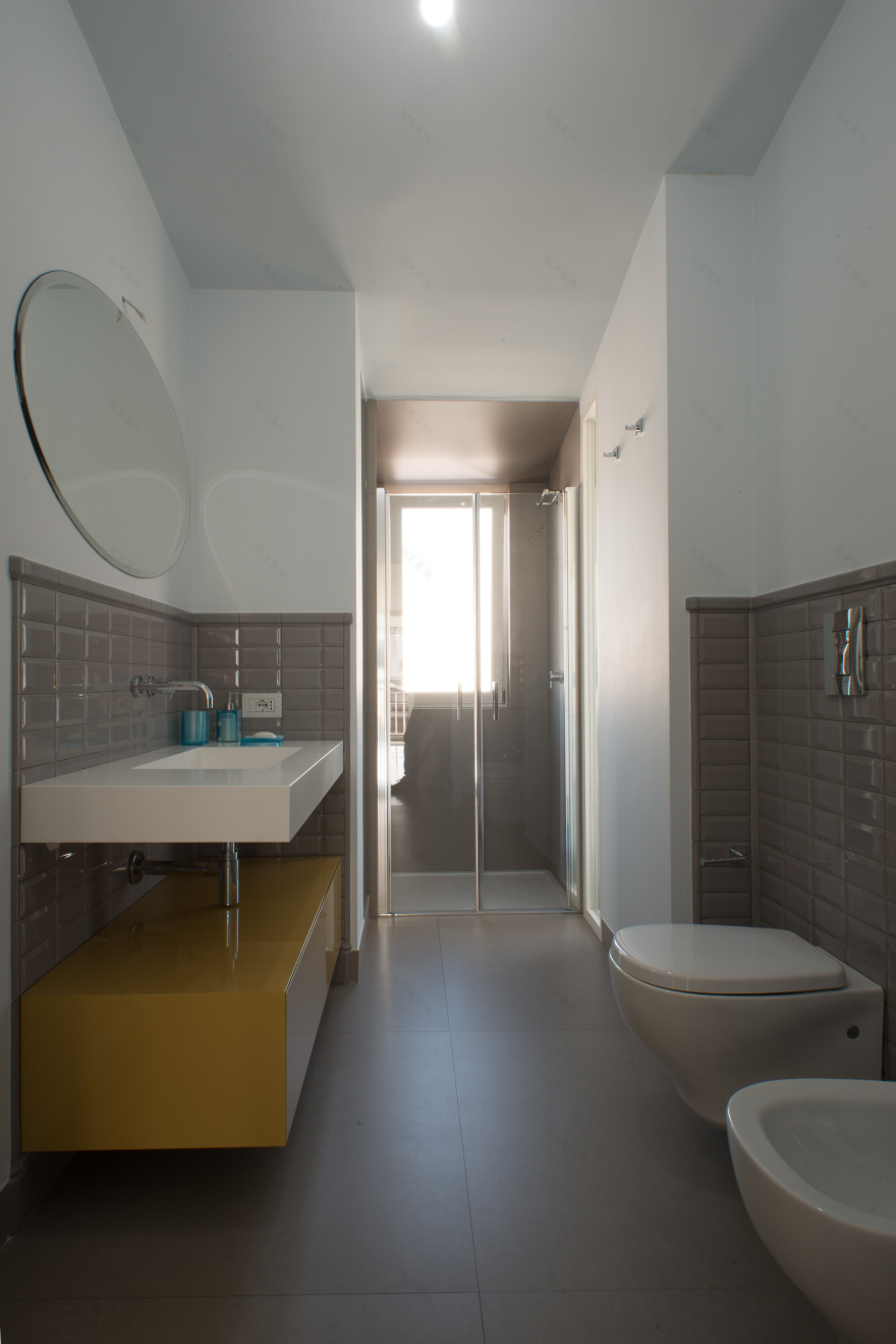 意外的别墅翻新,打造独特家庭住宅-23