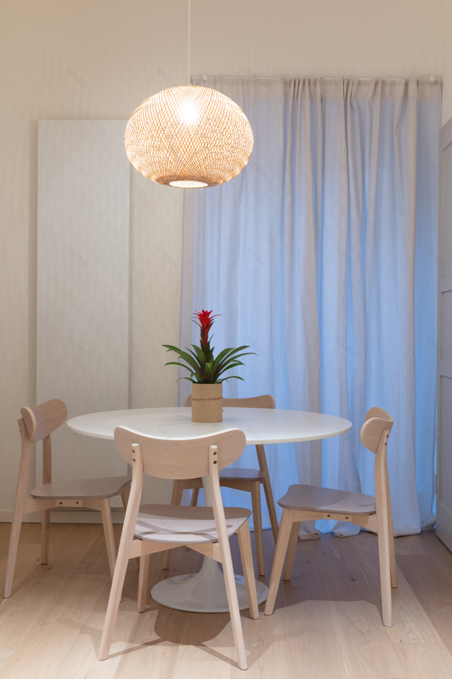 米兰中心 60 平米北欧风公寓设计-5