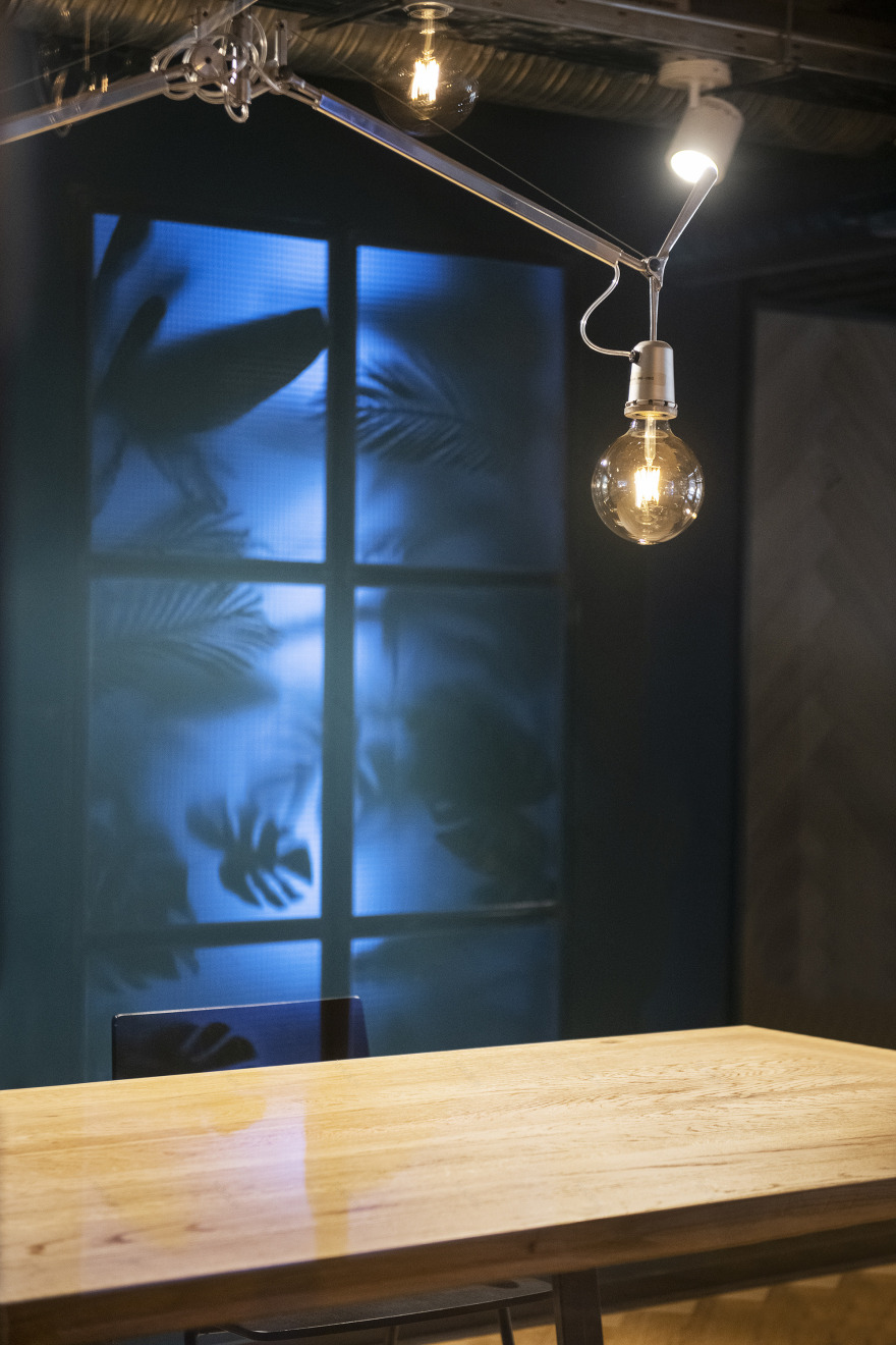 明亮温馨的咖啡馆-22