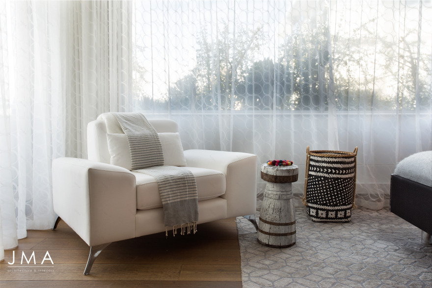 色彩与海景共融的南非公寓设计-8