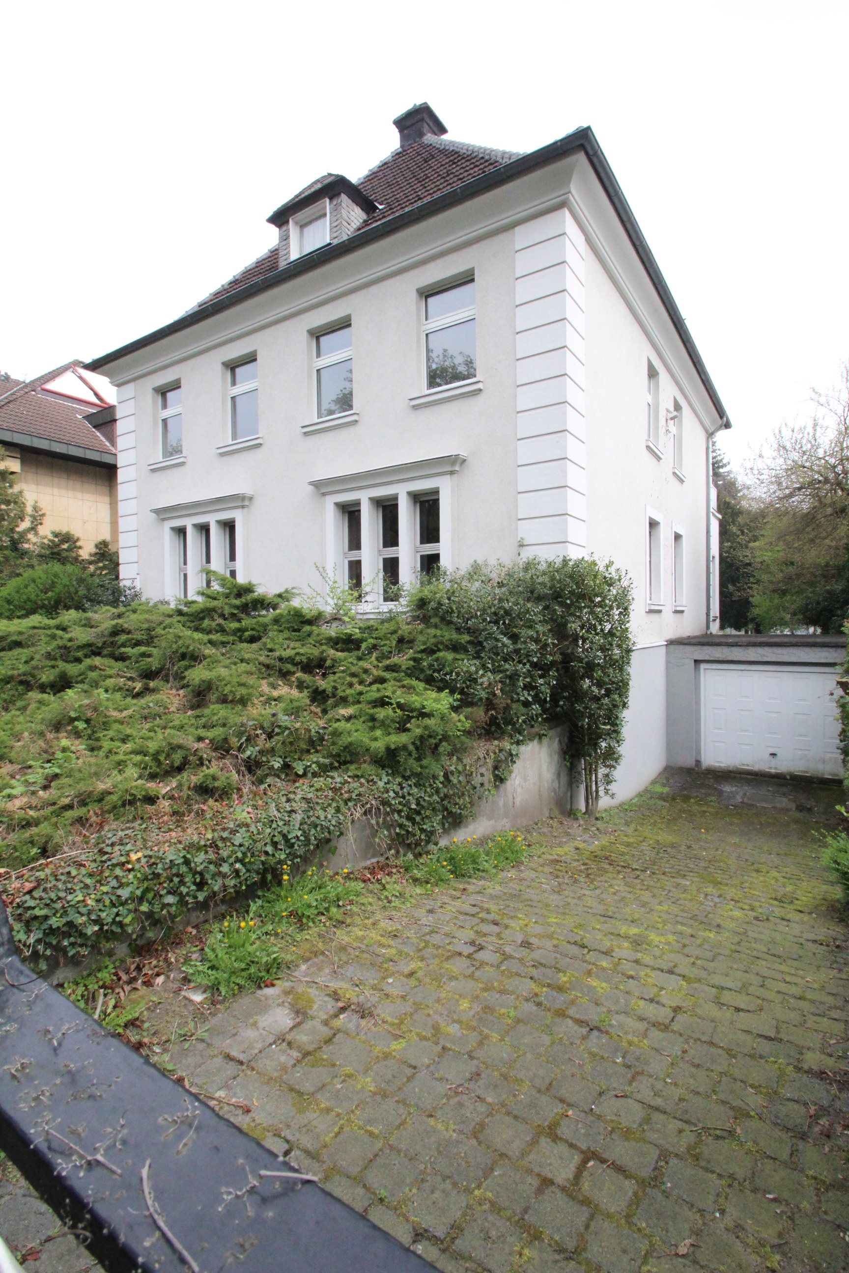 House F30 in Düsseldorf-12