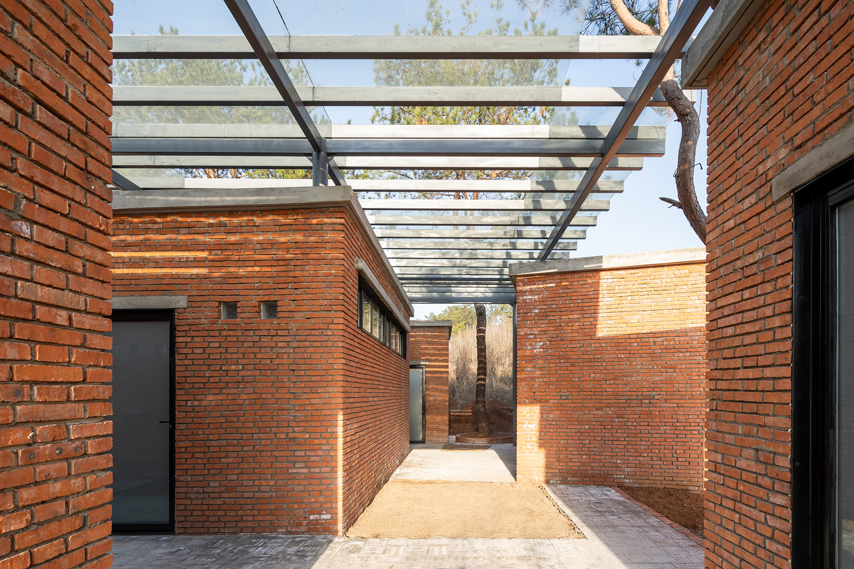 松树环绕的乡村旅游公厕丨中国武汉丨UAO 瑞拓设计-29