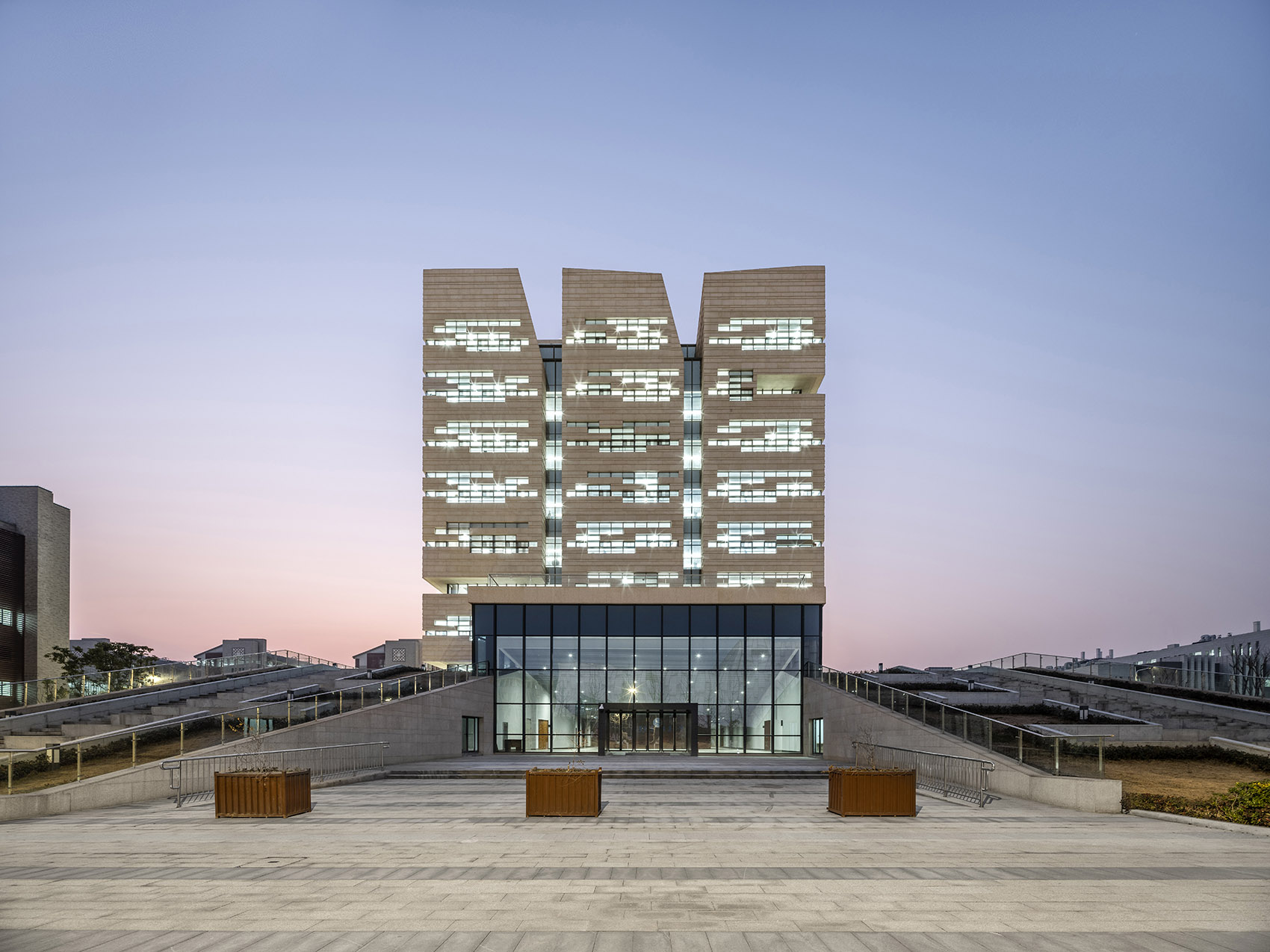 中国地质大学未来城新校区图书馆，武汉/“基石”与“容器”-90