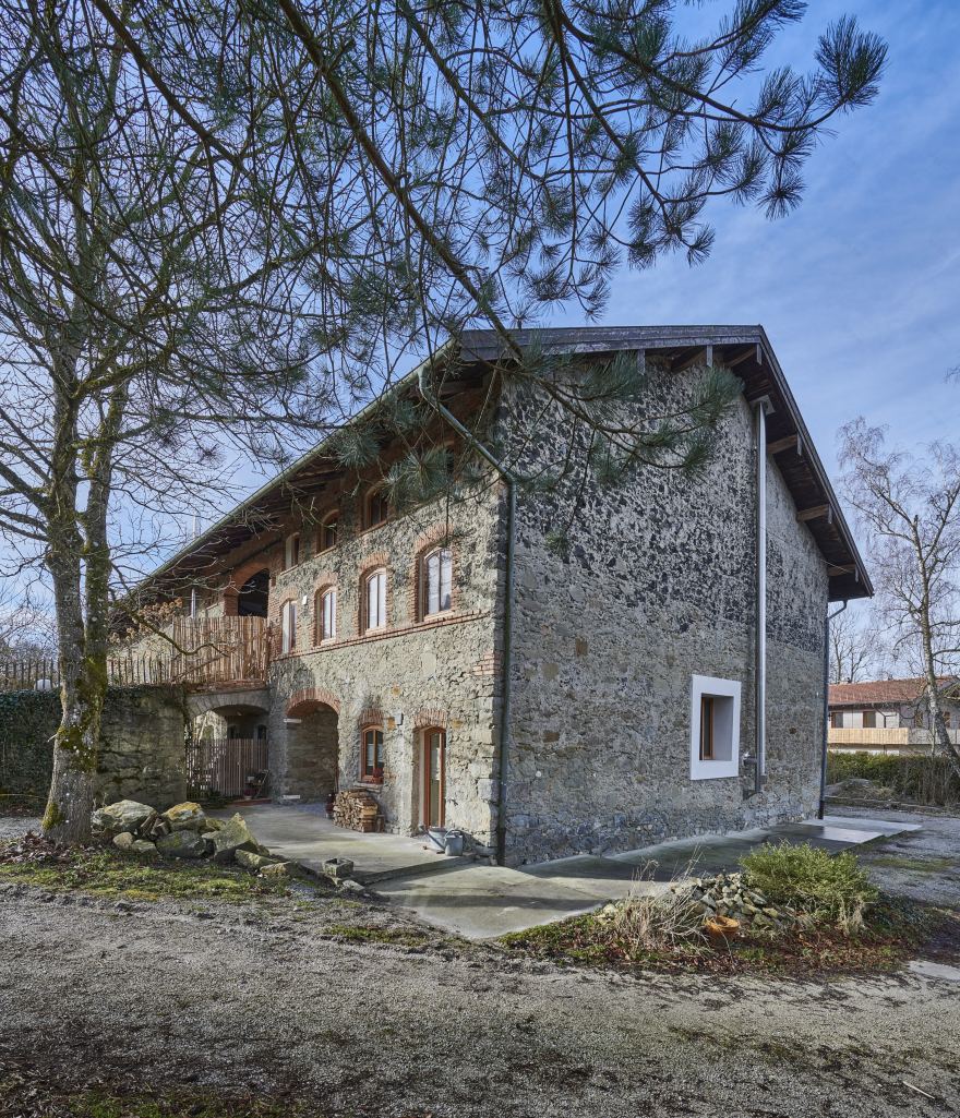 慕尼黑 19 世纪乡村粮仓公寓 conversion of a barn into an apartment by wimmer architects-2