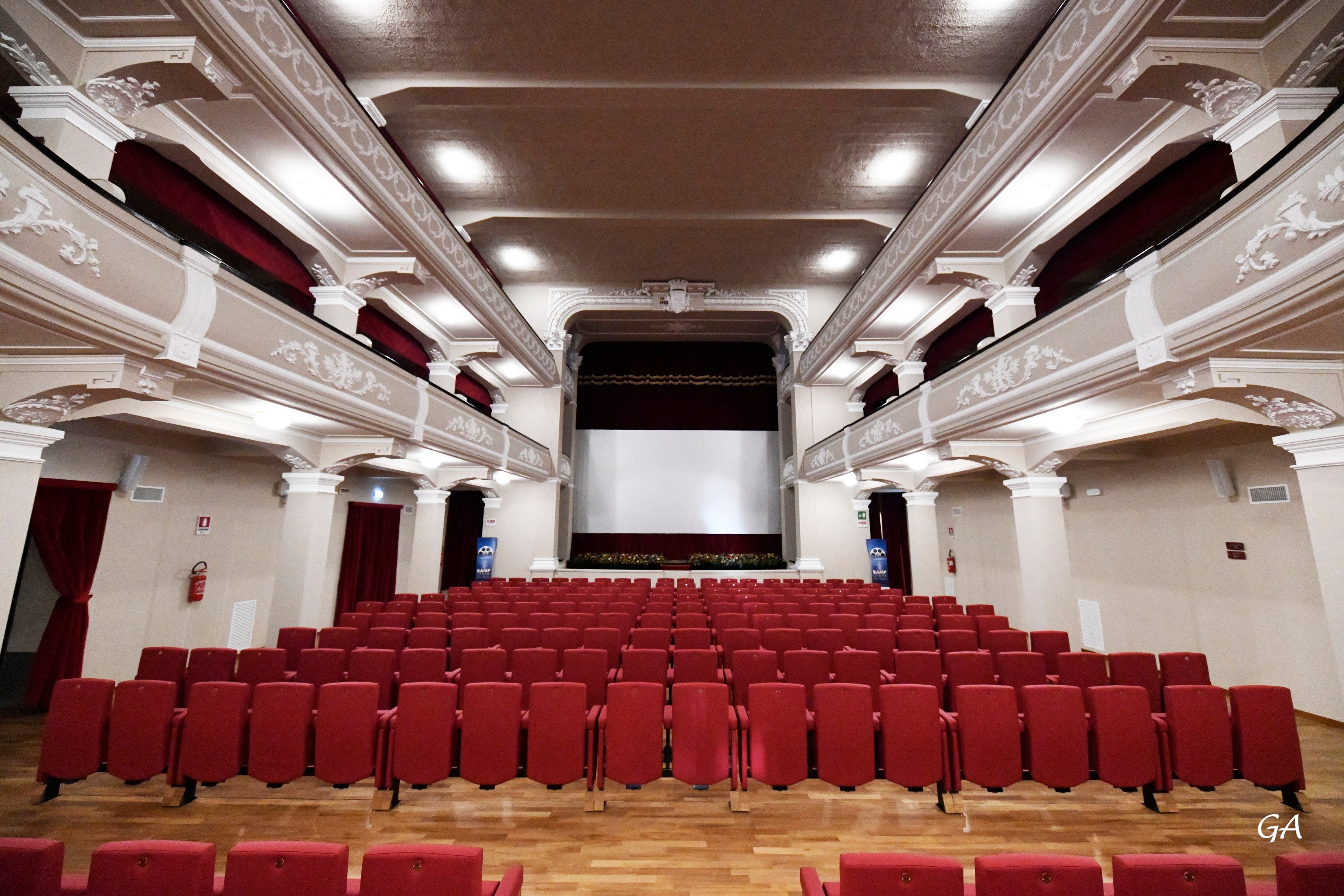 翻新中的意大利 Martina Franca 剧院 | 多功能舞台的隐藏魅力-2