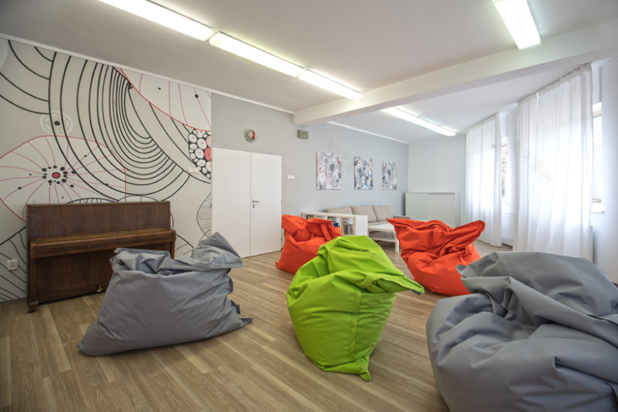 布拉格儿童医院心理治疗室创意设计-7