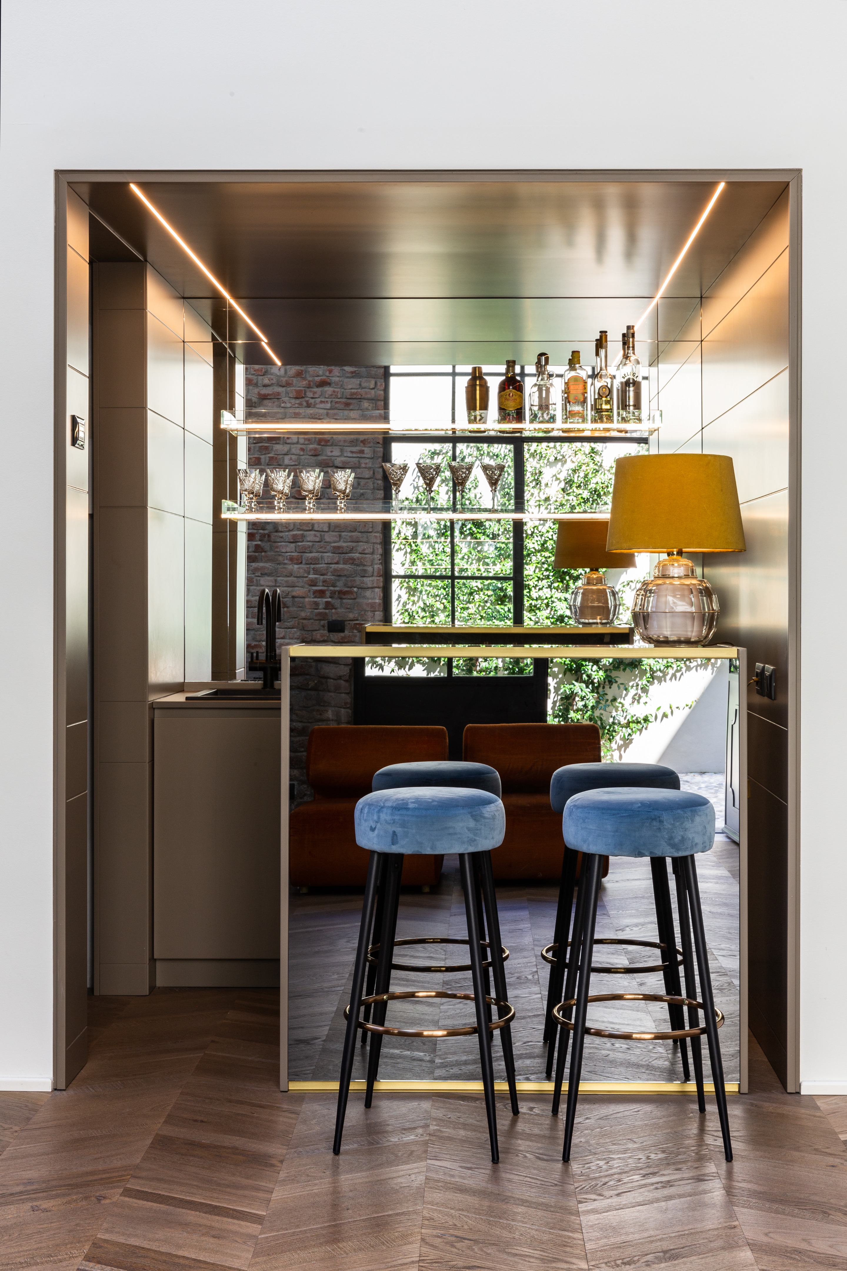 米兰百年工业遗址变身时尚公寓-3