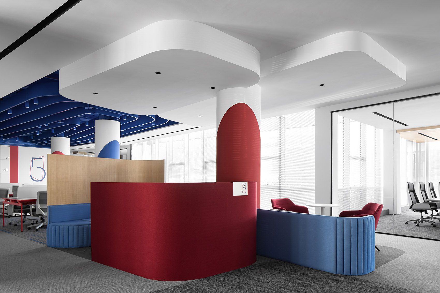 智见未来办公空间，长沙/以颜色搭配与体块变化为表现气质的设计手段-14