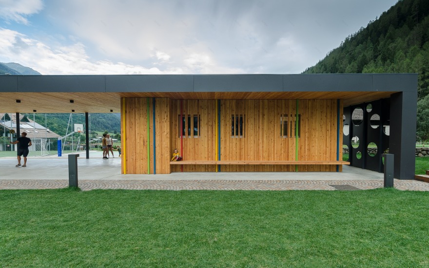 多功能运动场地设计-1