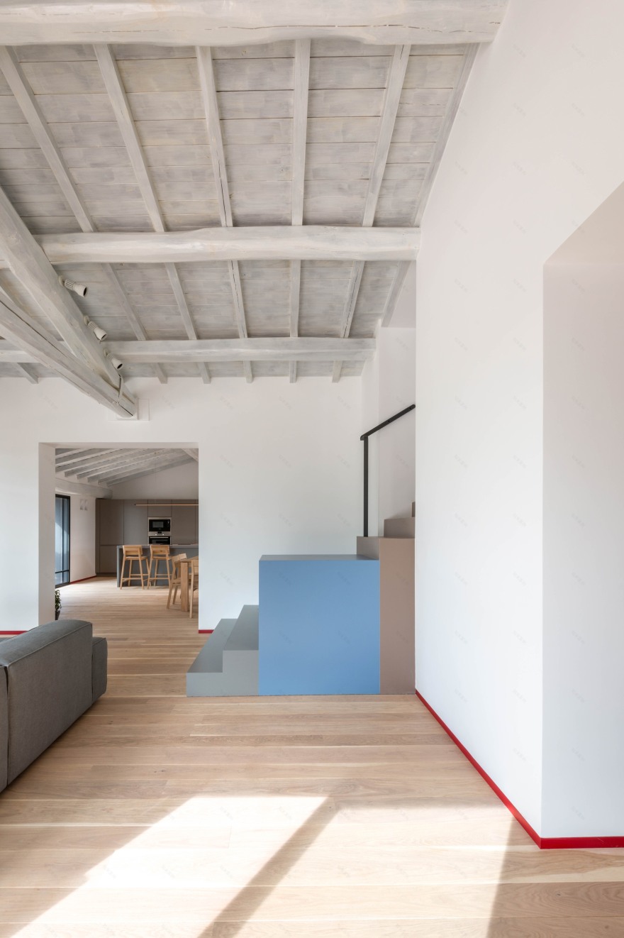 回溯历史,融合地域特色的现代别墅设计-2