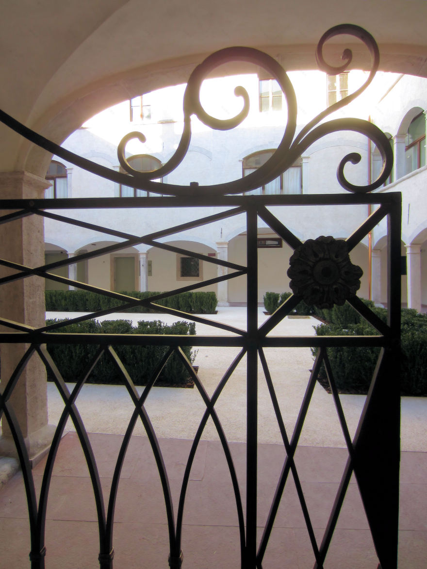 古堡修复,焕发新生的 Palazzo Fulcis-7