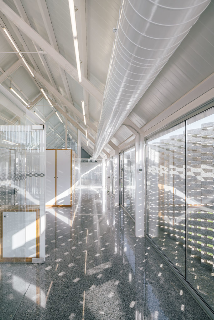 极简工业风,石材的魅力演绎-15