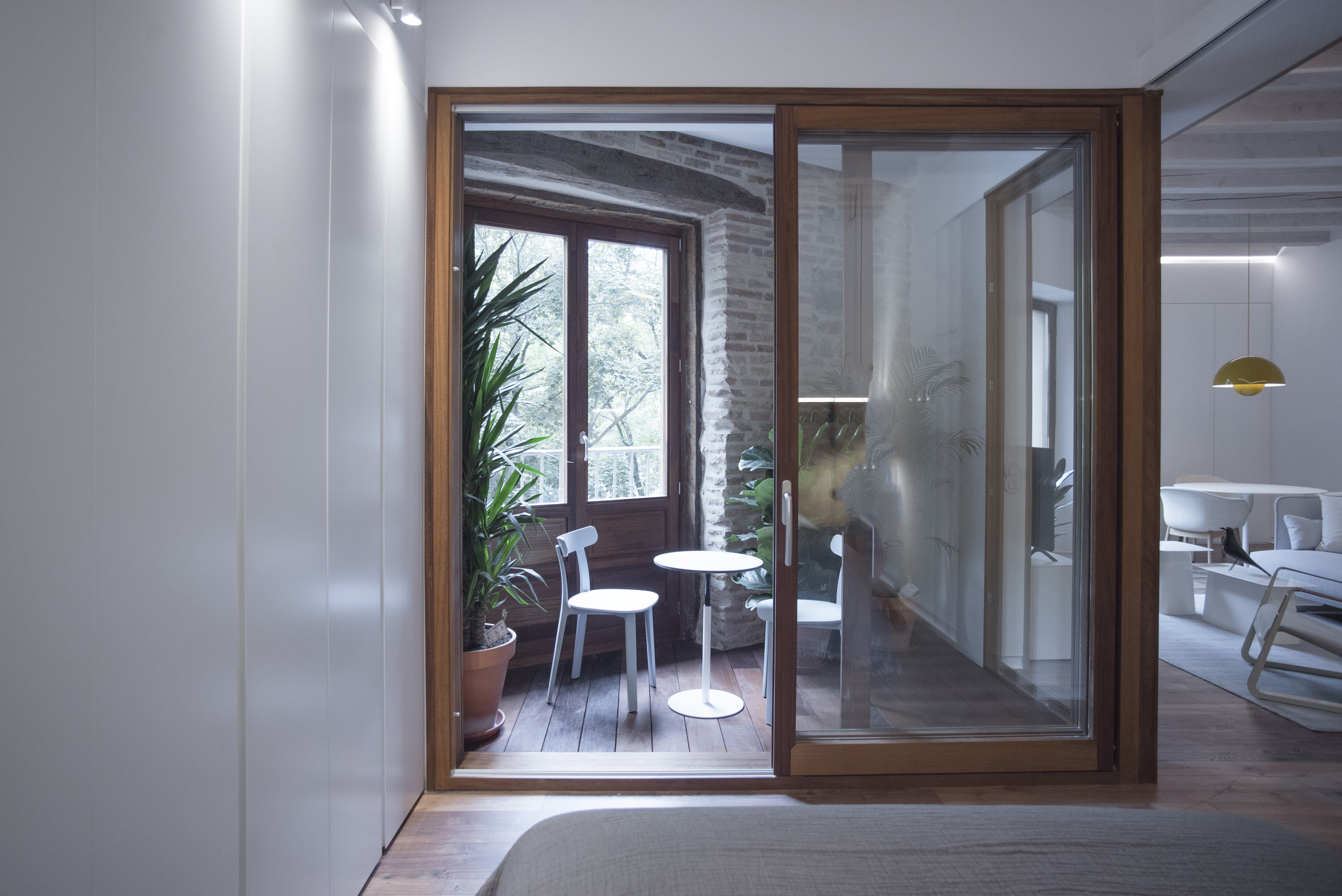 帕姆普洛纳 17 世纪小宫殿公寓 | 现代简约室内设计-7