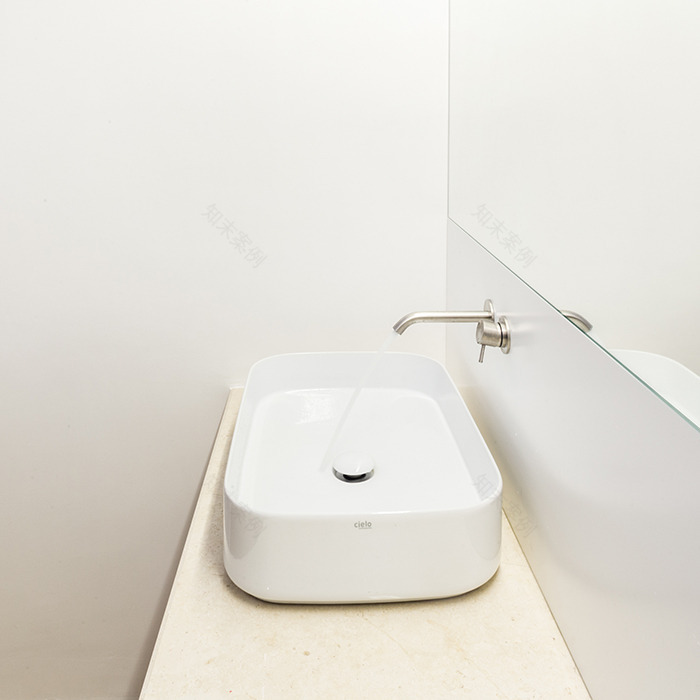 Bari 老屋翻新,打造现代生活空间-9