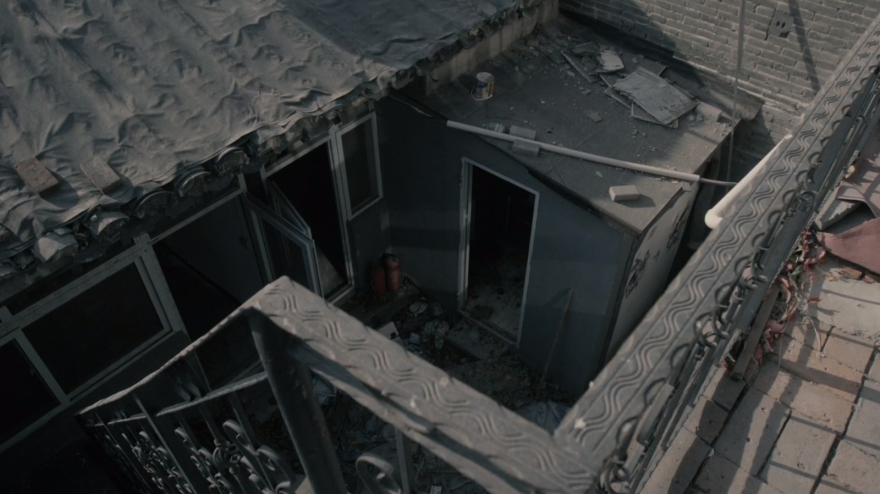 四合院变身为地下酒吧,历史与时尚的完美融合-11