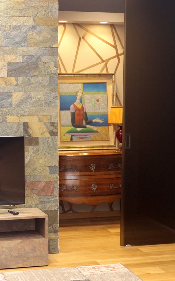 温馨现代家居，打造多功能生活空间-25