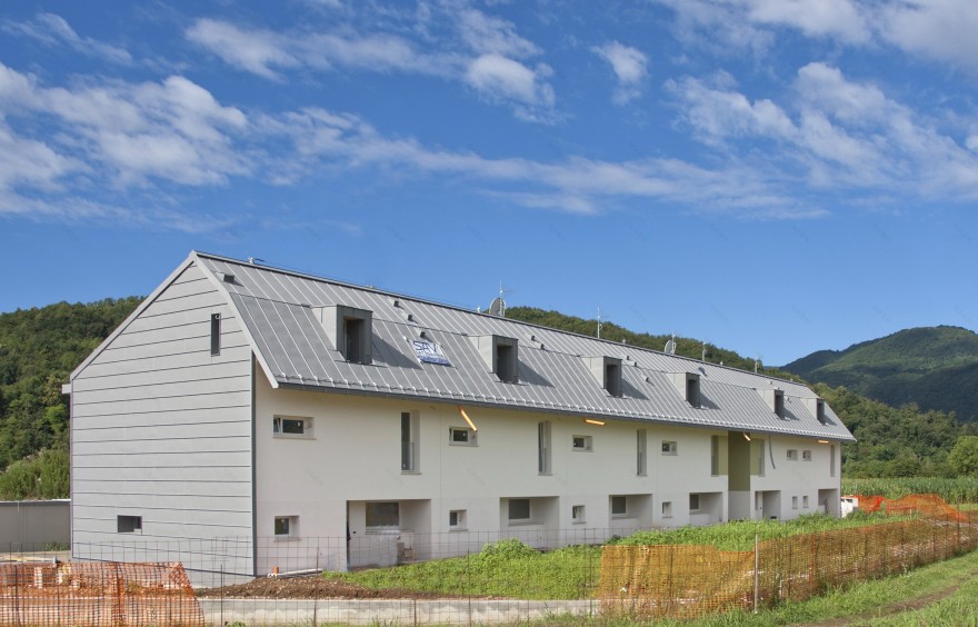 生态环保的"VILLAGGIO BIO·ECOLOGICO DI MAGRÈ"公寓设计-4