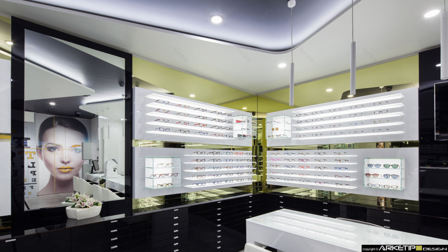 Ottica MODERNA 眼镜店-9