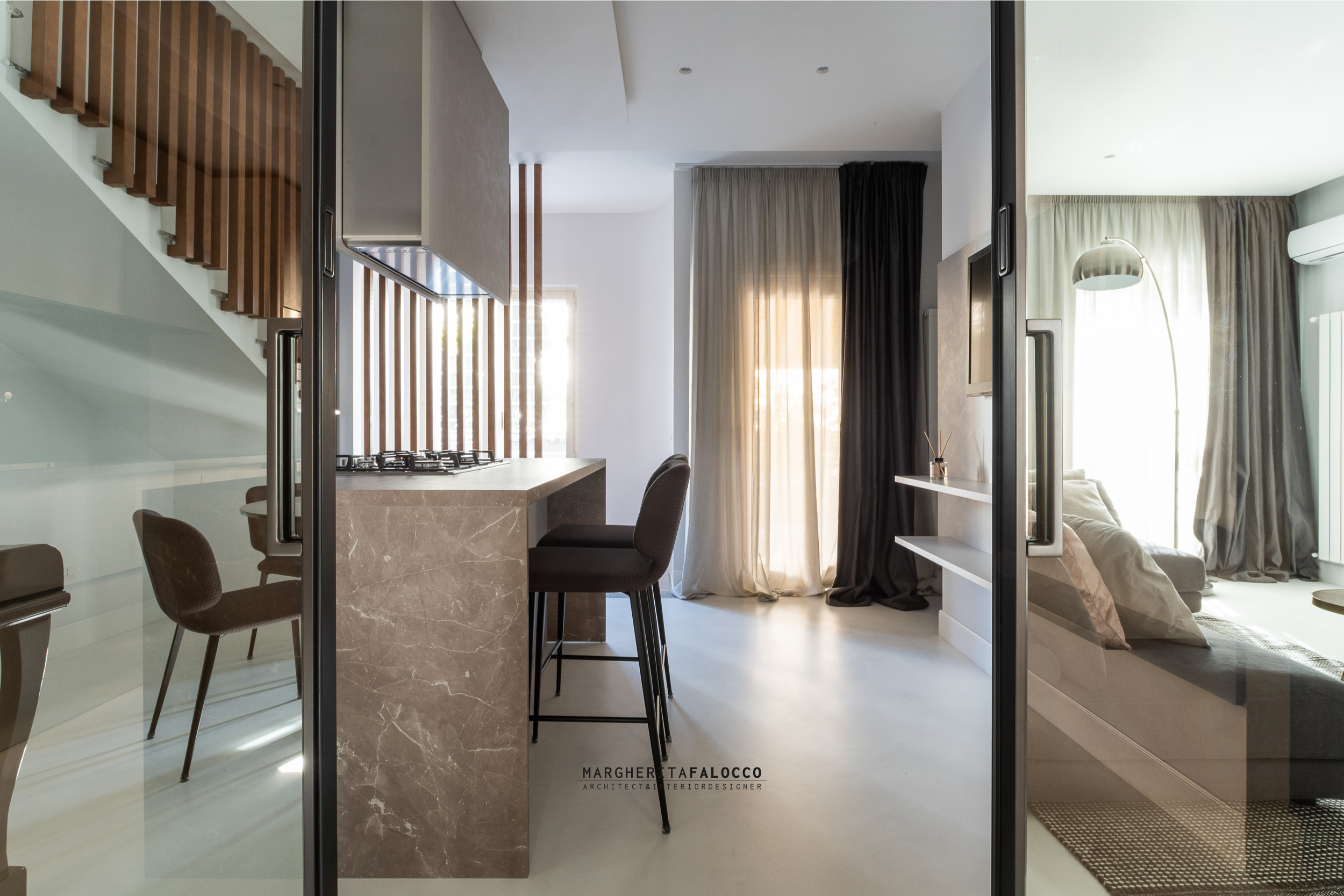 女性专属现代别墅,垂直设计展现个性魅力-4