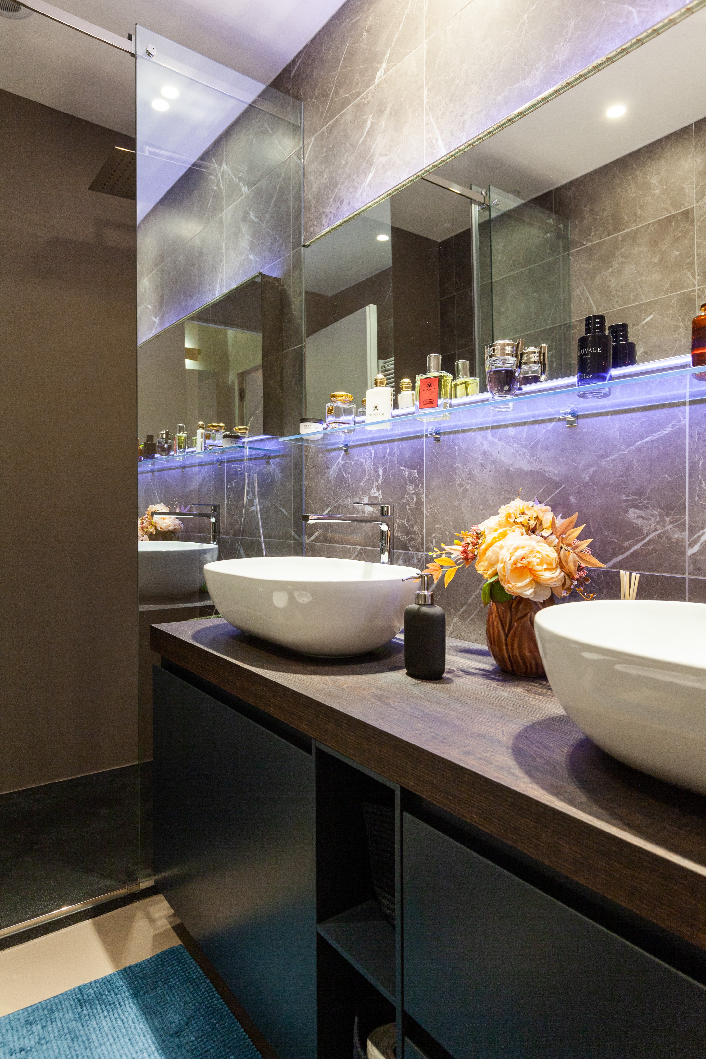 米兰中央车站公寓绿色垂直墙面设计丨意大利米兰丨CLM Design & Contract-21