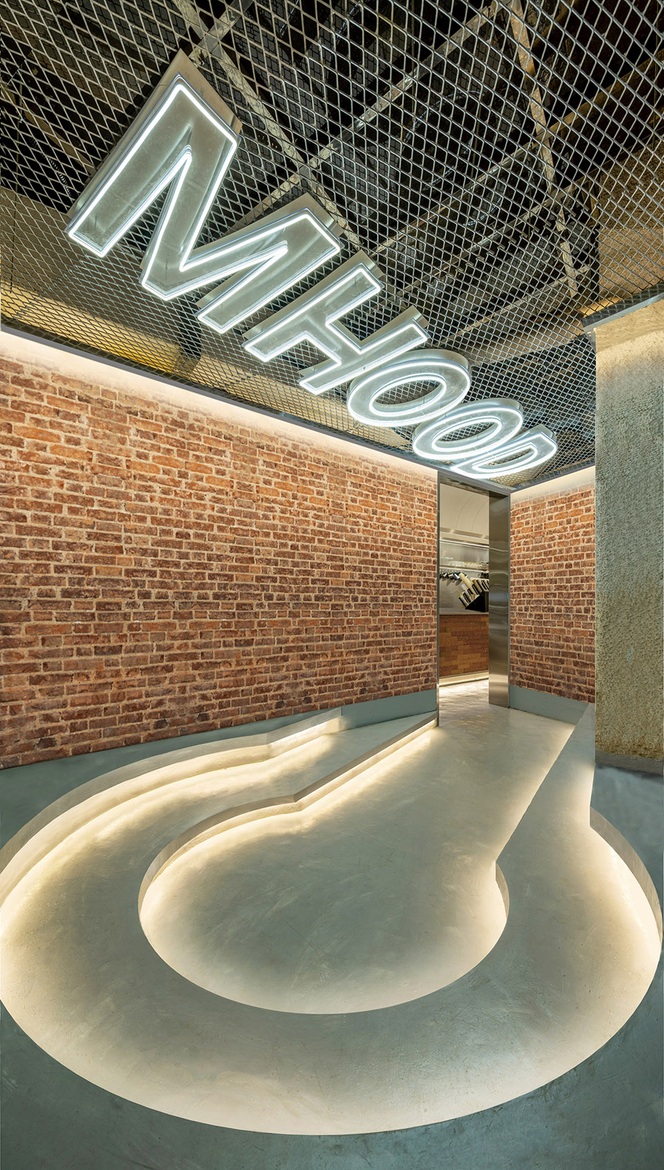 MHOOD 潮牌买手店丨日本大阪丨厚上设计-32