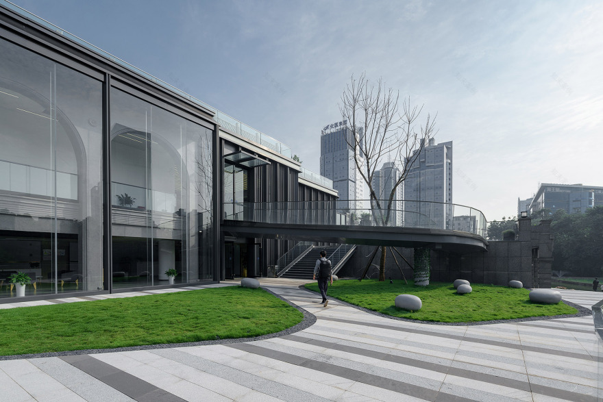 重庆大数据智能化展示中心 | 城市微更新的“针灸式”场所改造-83