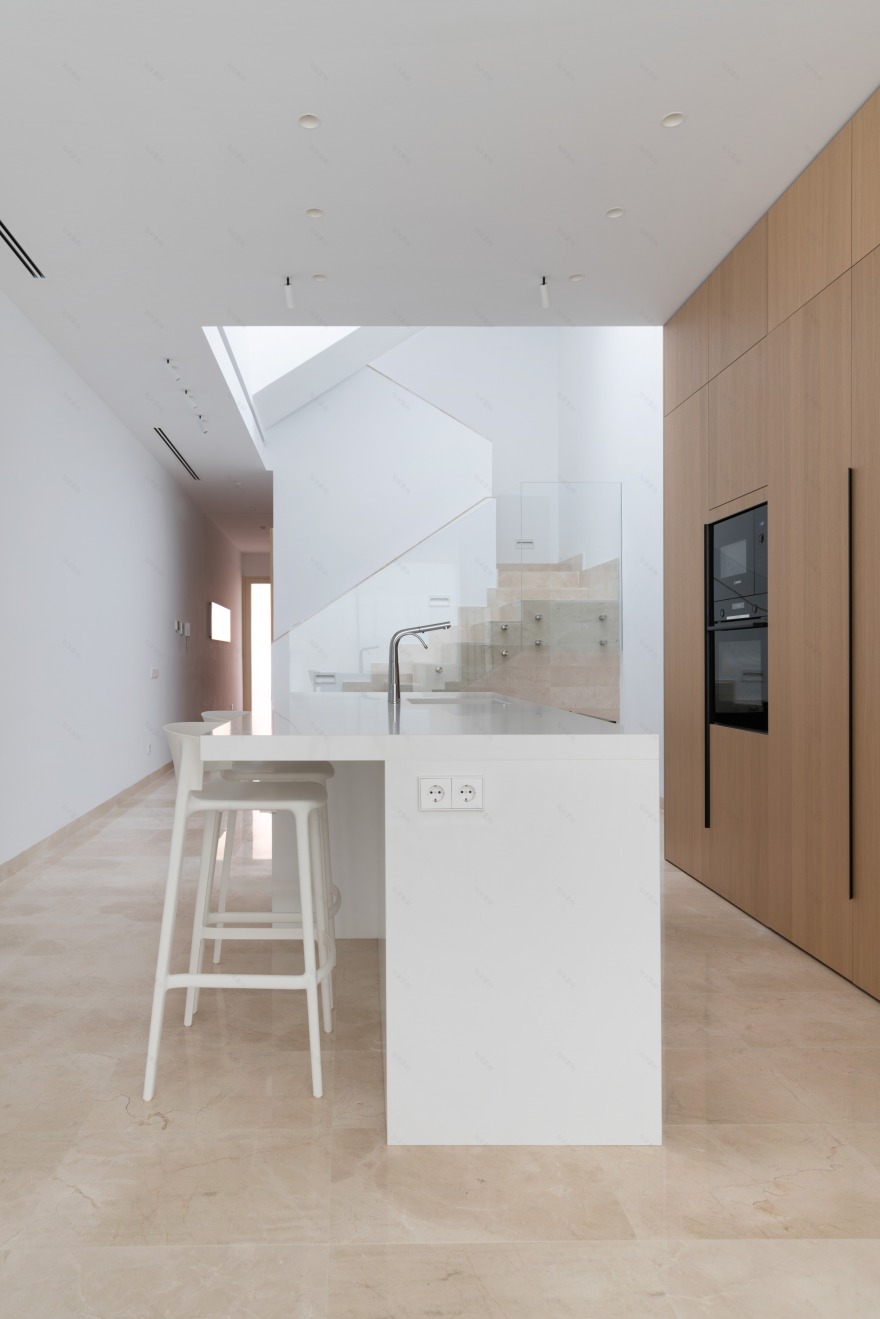 光之核 | Ferragud 别墅的通透设计-0