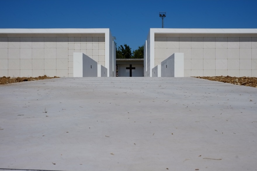 现代艺术化的 Paese 墓地设计-1