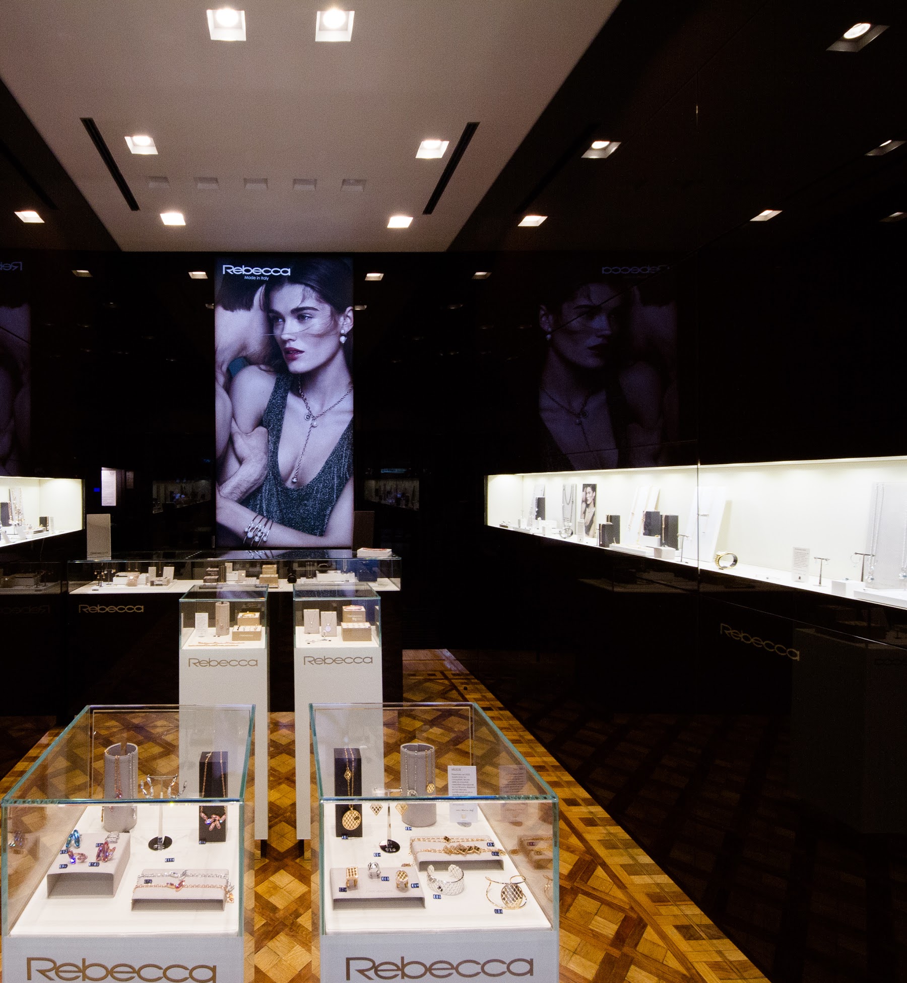 Rebecca Store · 都灵-0