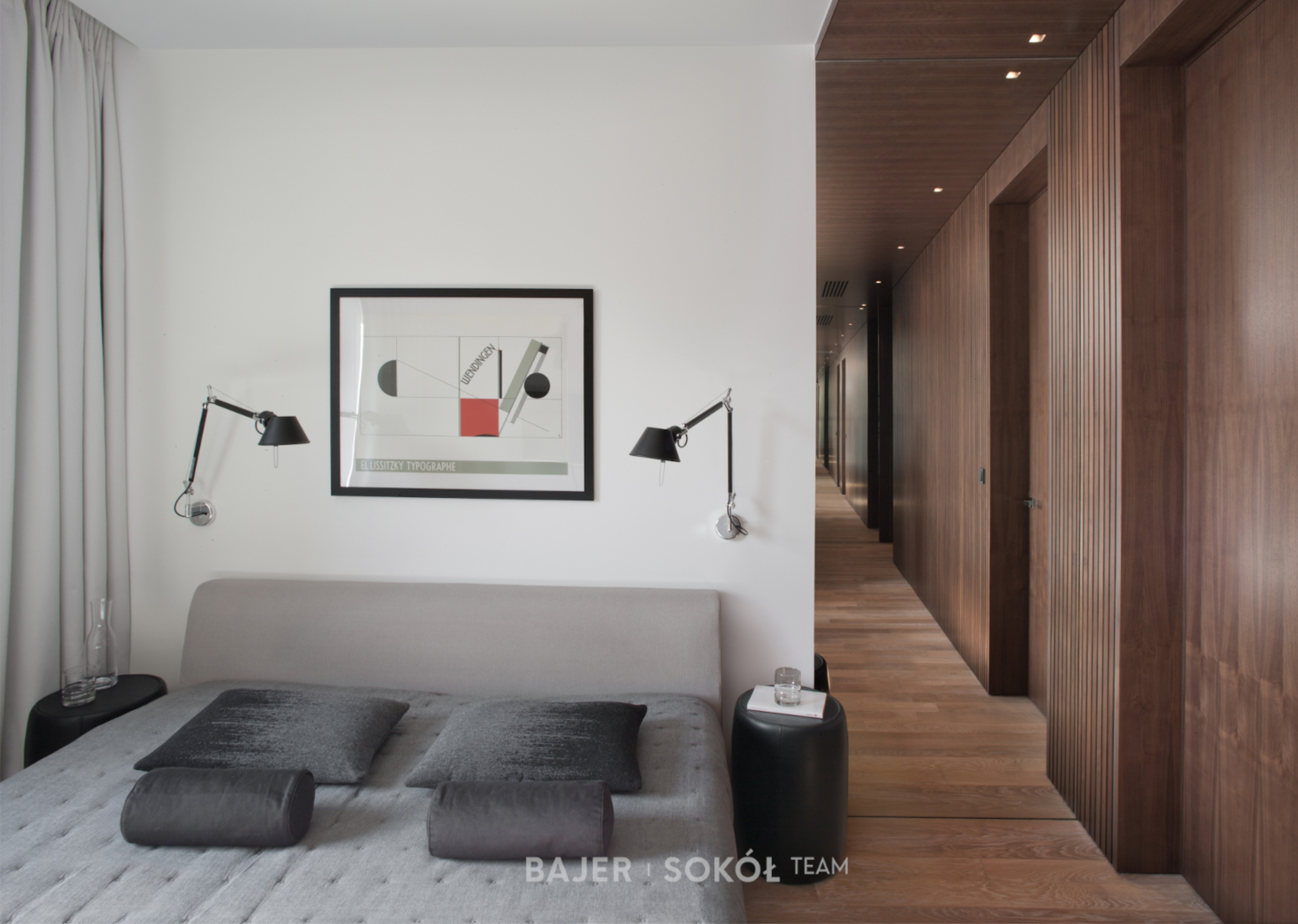 华沙中心小公寓,美式核桃木与灰岩的温馨空间-7