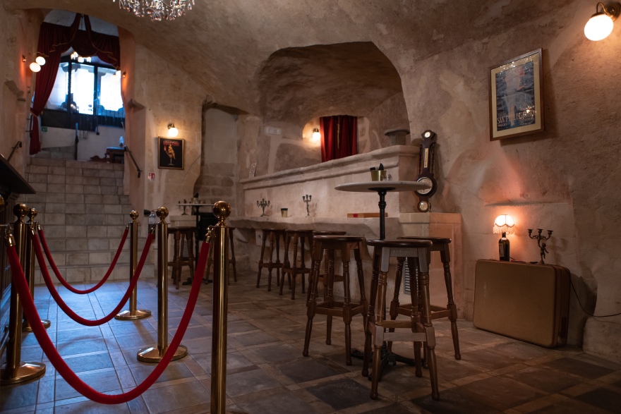 查理的密室酒馆-48