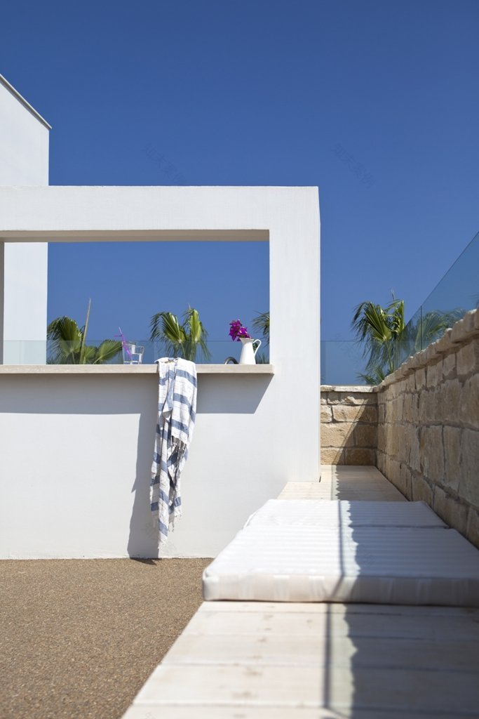 地中海风情四溢的夏日避暑居-3