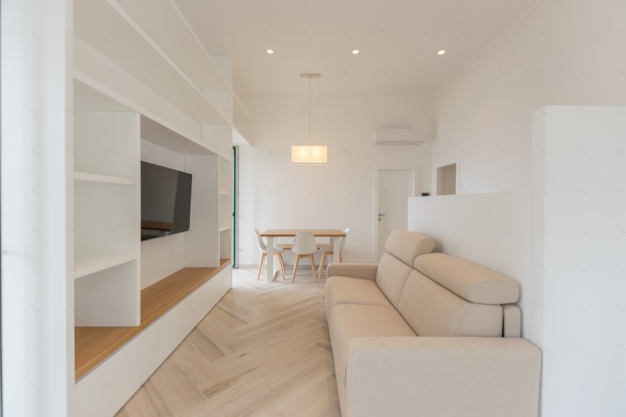 简约暖调的海湾美景丨意大利-36