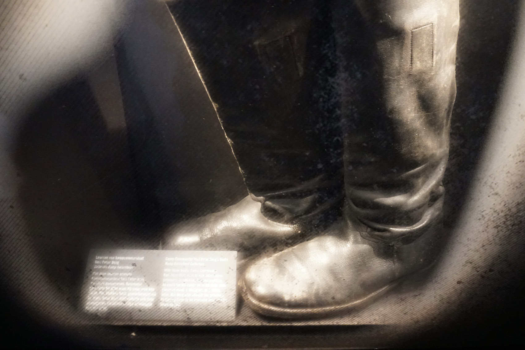 阿默斯福特集中营国家纪念馆永久展览，荷兰/讲述故事，反思战争-29