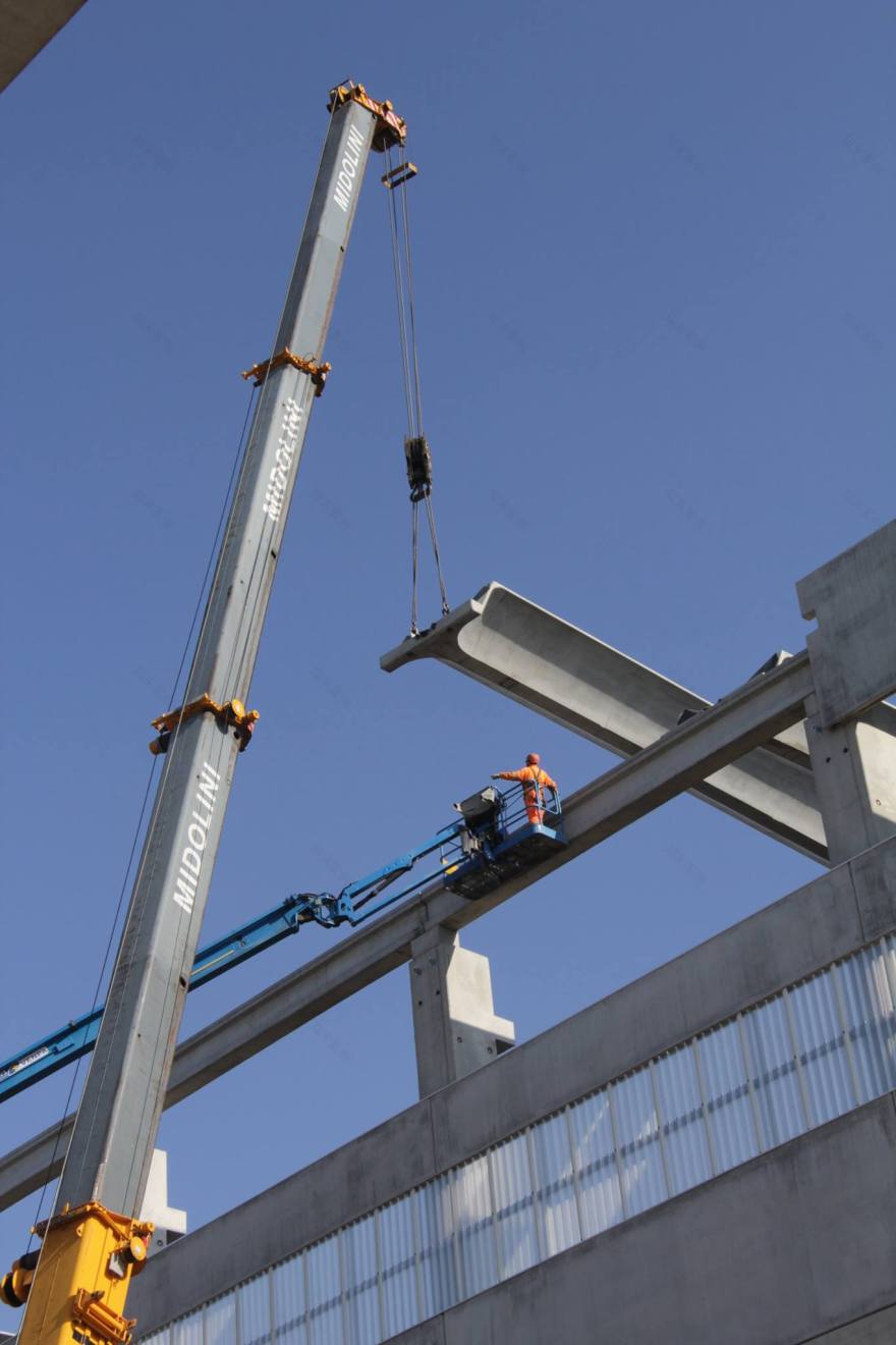 意大利钢铁工厂的现代化改造-18