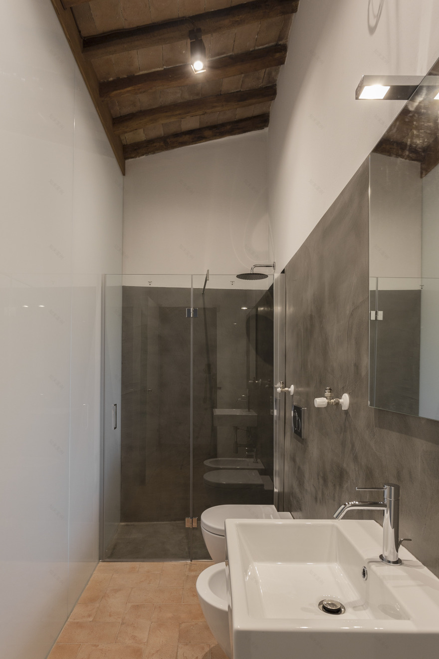 意大利乡村 18 世纪老宅翻新记-34