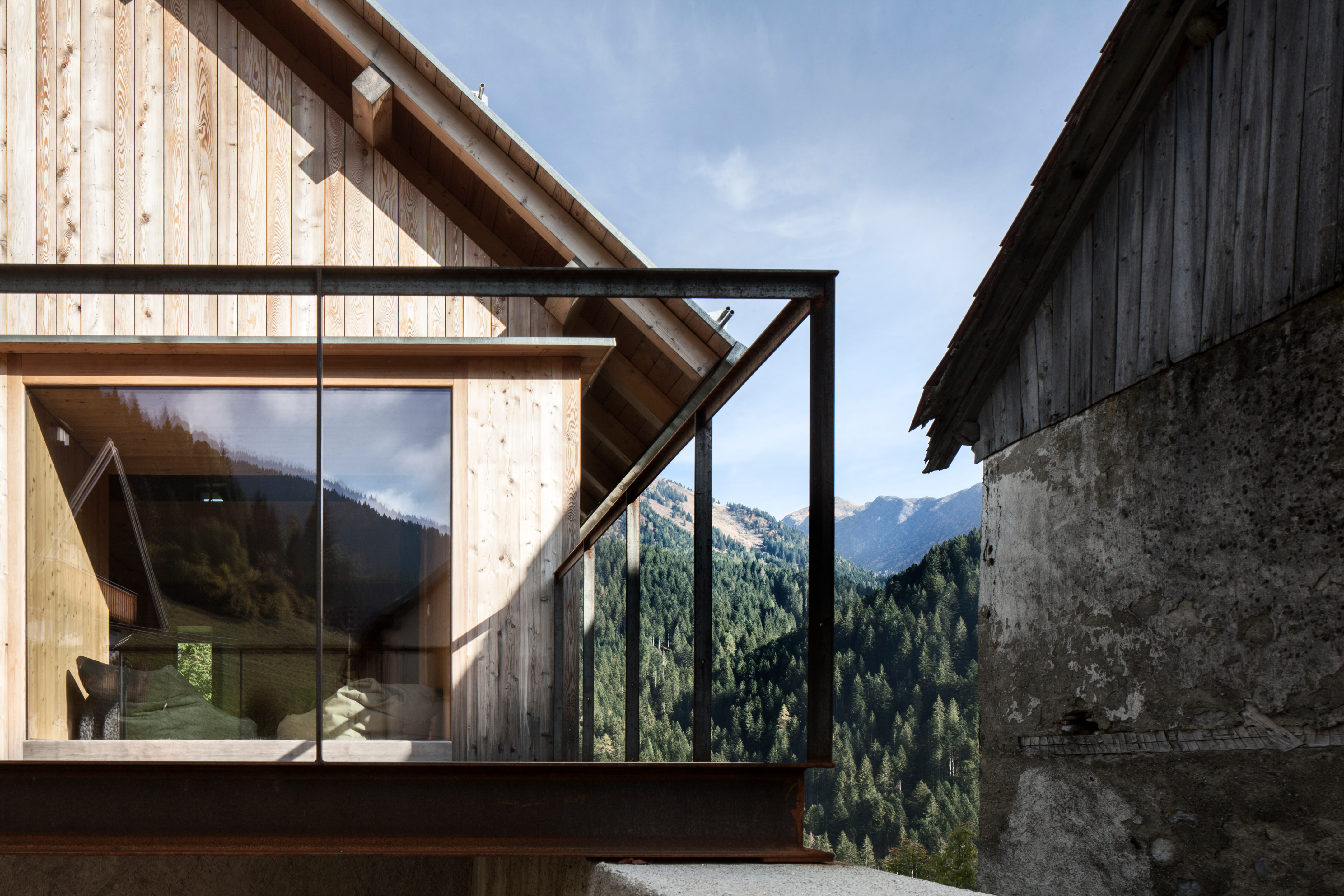 简朴与精致的碰撞 | 山地别墅设计-1