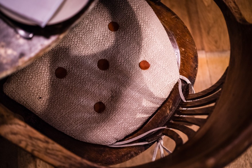 village east 餐厅翻新升级,打造温馨现代工业风-10