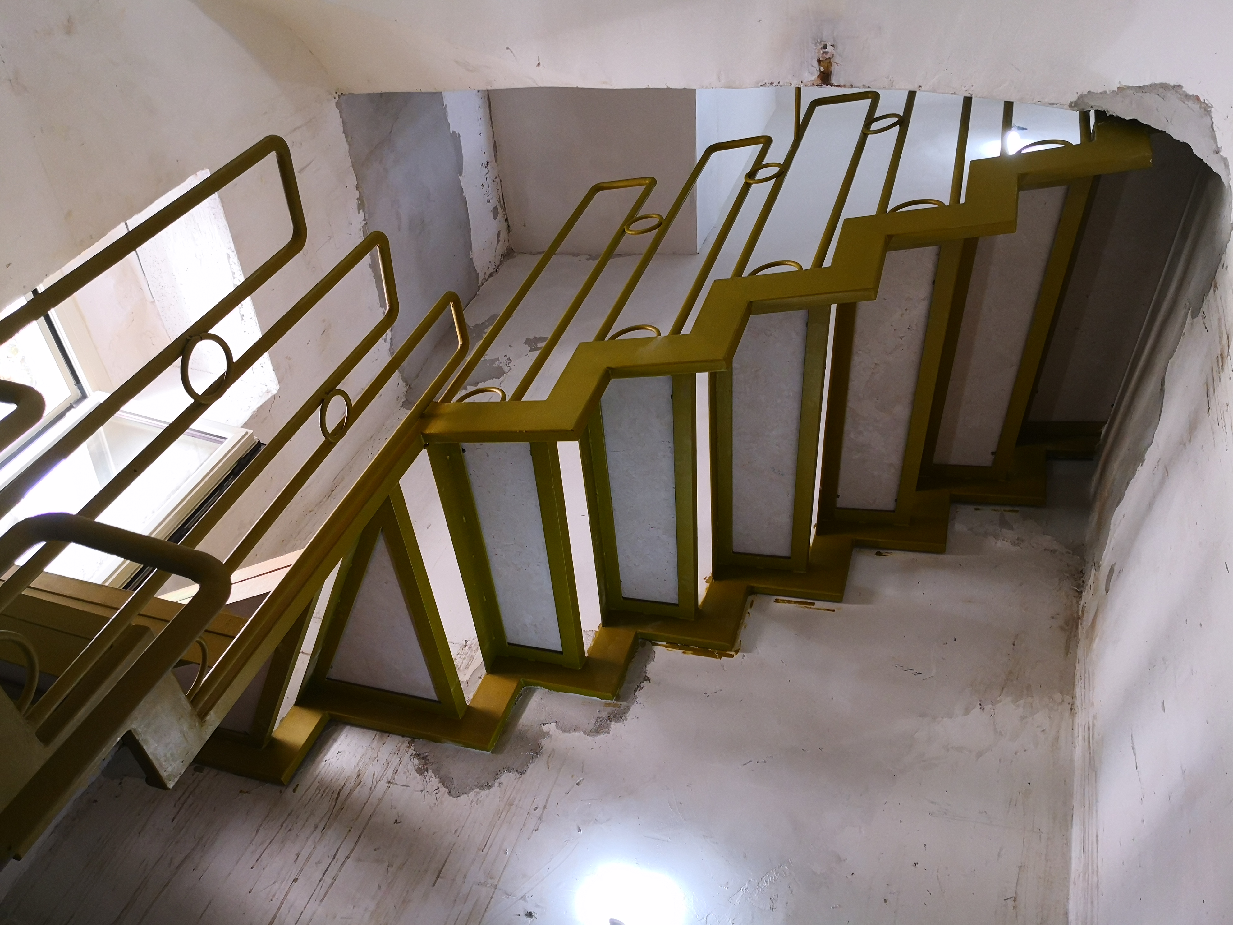 家族遗产的重生 | 废墟中的华丽蜕变-7