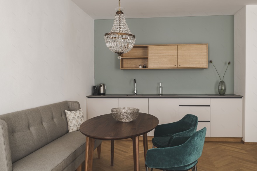 历史韵味与现代设计交融的度假公寓丨意大利-3