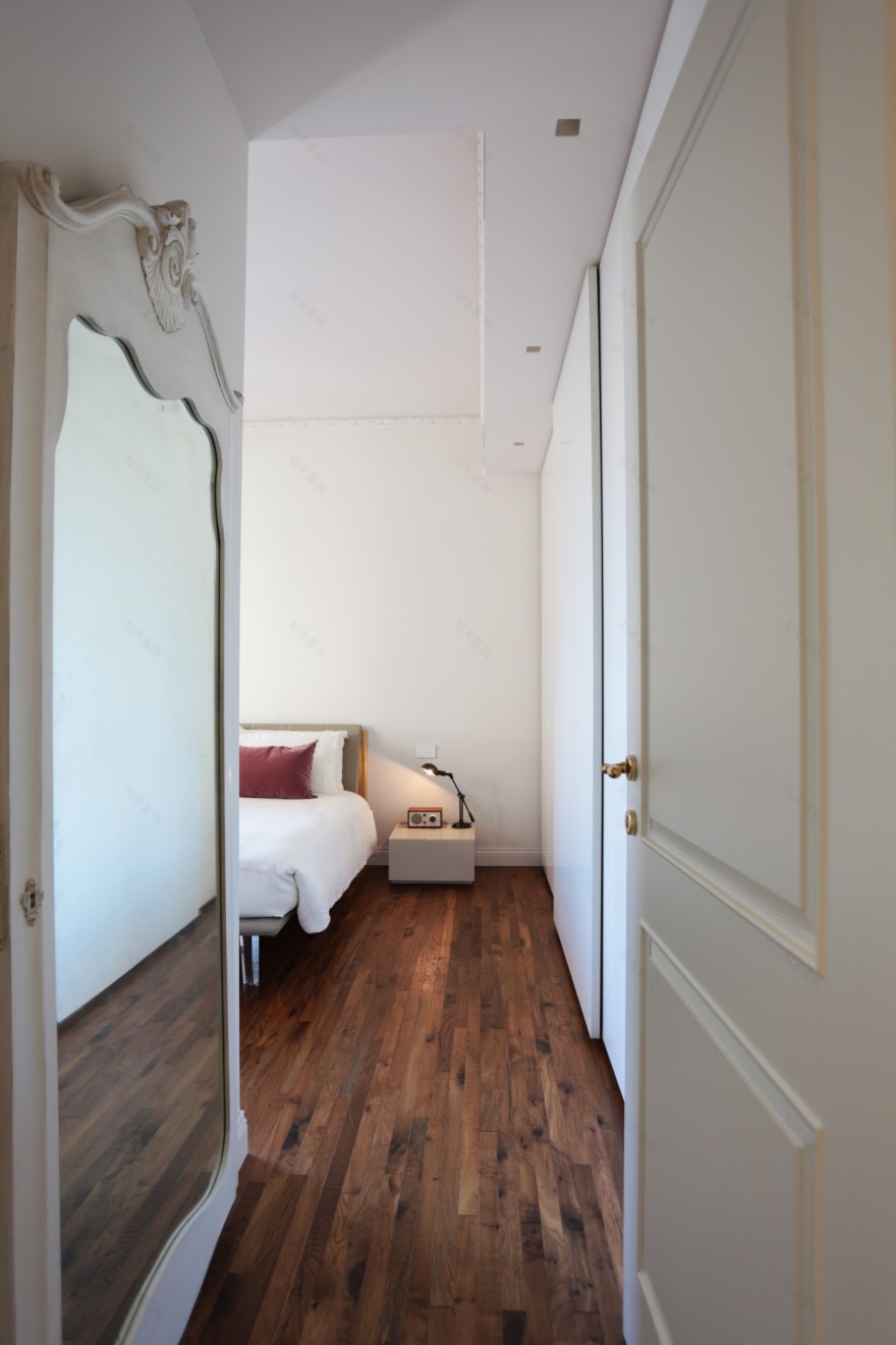 六十年代公寓的现代复古变身-13